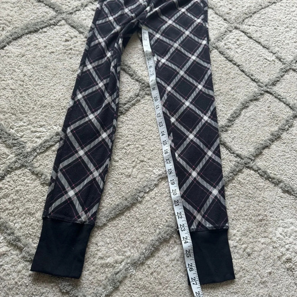 Victoria’s Secret pajama set thermal top pants plaid black pink XS new - Picture 7 of 10